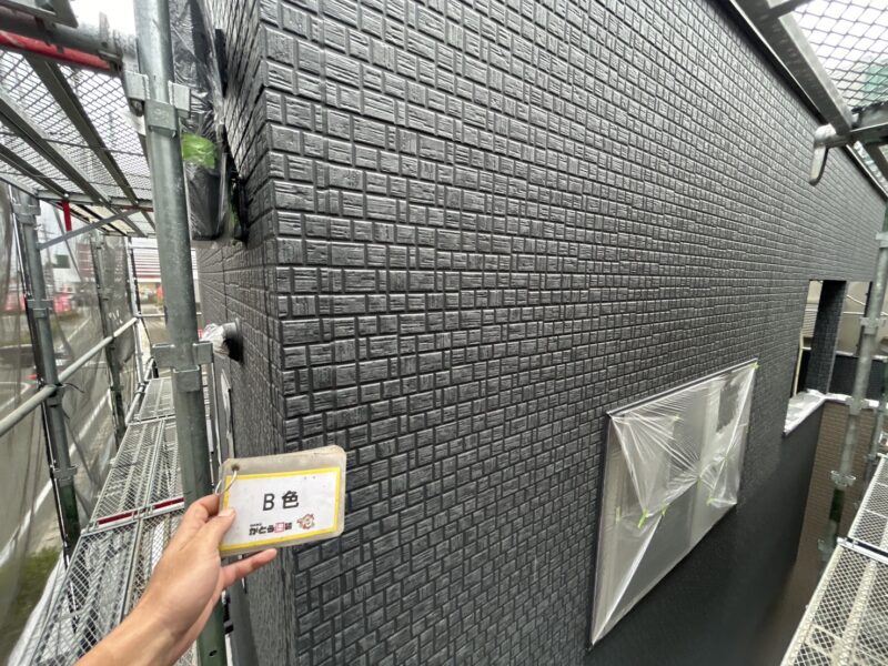 グレー系B色塗布完了しました。