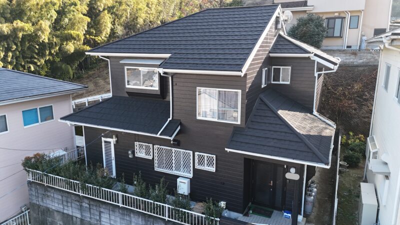 【熊本市西区K様邸】外壁塗装の施工事例｜耐候性・柔軟性に加え、耐久年数の長さが魅力の塗料で塗り替え