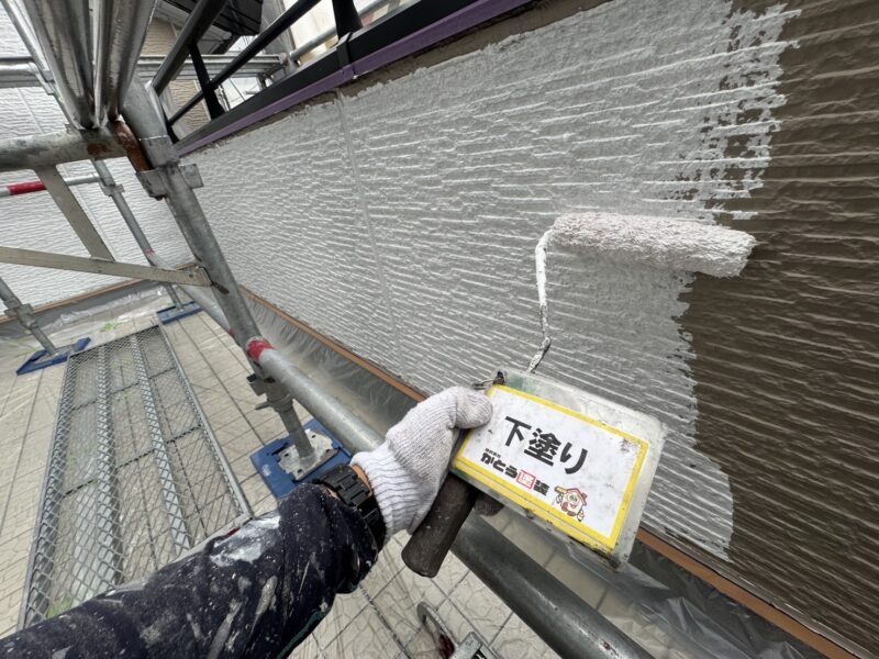 下塗りの様子です。