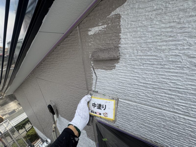 中塗りの様子です。