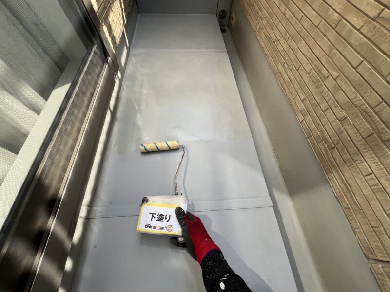 下塗りの様子です。