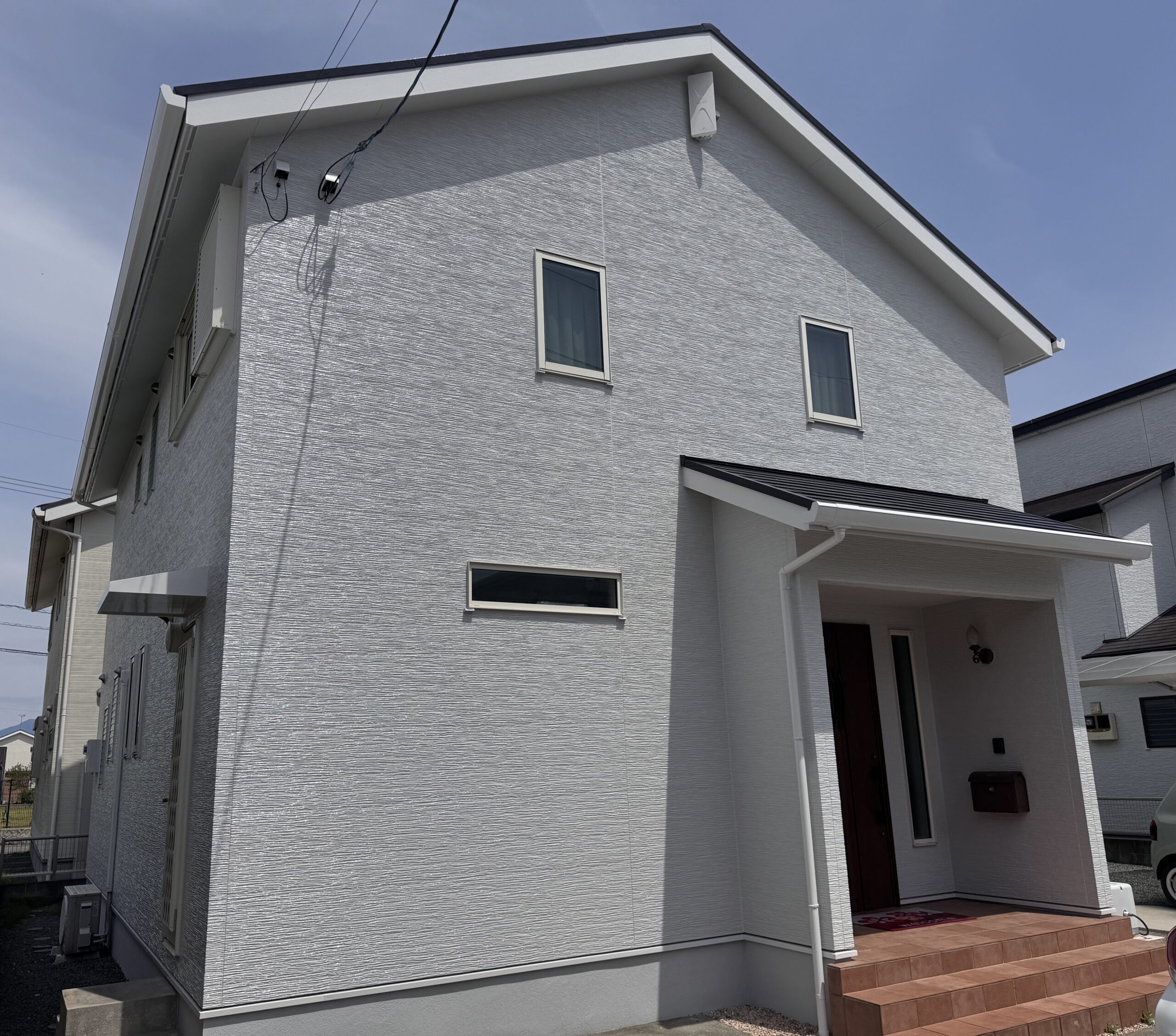 【益城町K様邸】外壁屋根塗装の施工事例｜驚異の耐候性能を持つ無機塗料で塗り替え