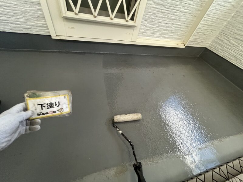 下塗りの様子です。