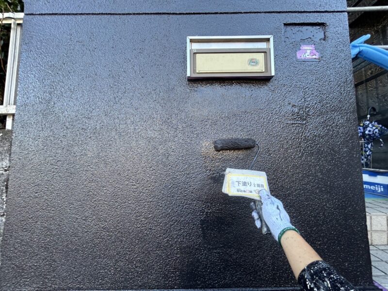 下塗り2回目の様子です。