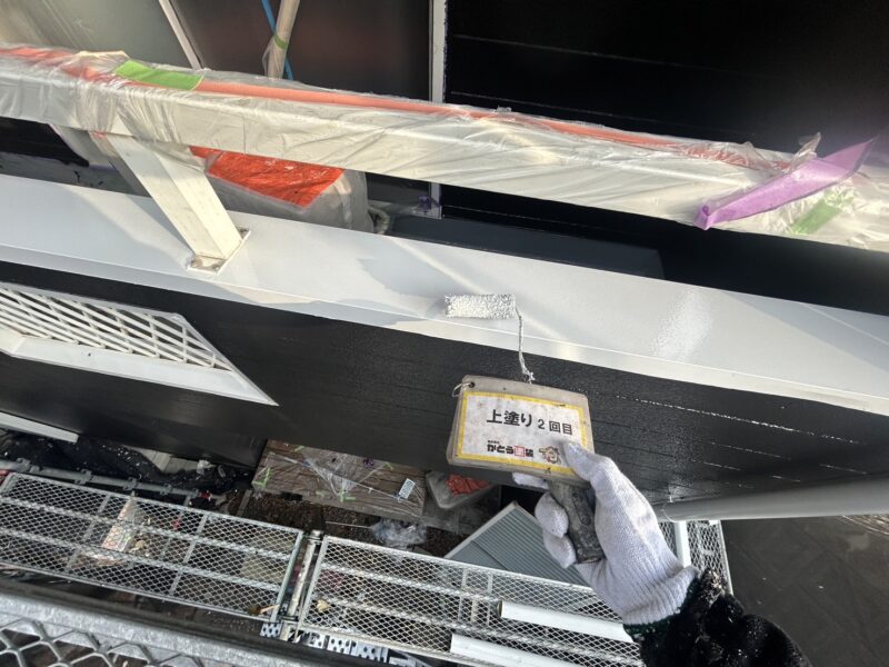 上塗り2回目の様子です。