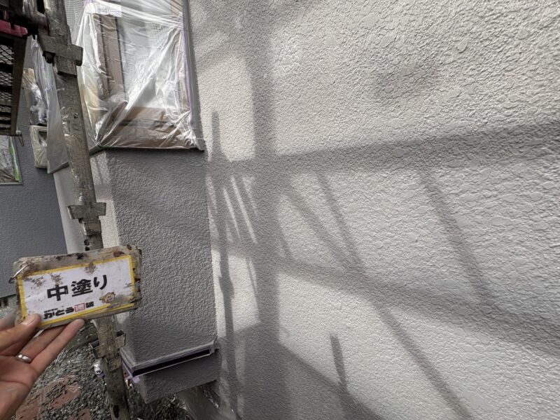 中塗り完了しました。