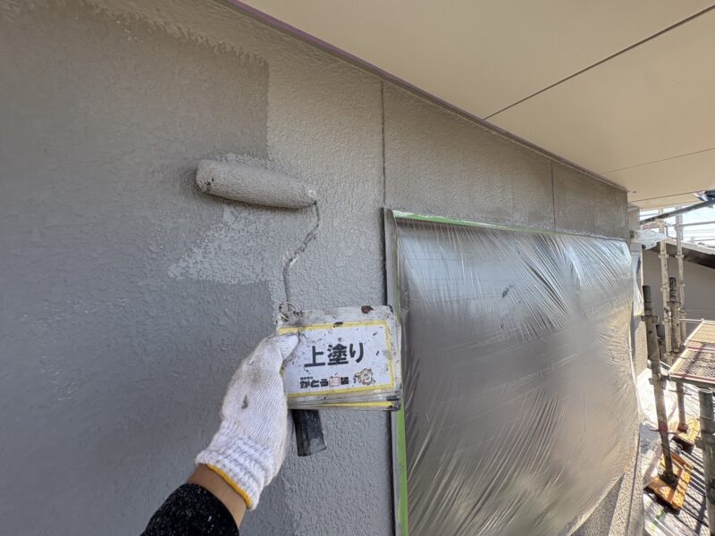 上塗りの様子です。