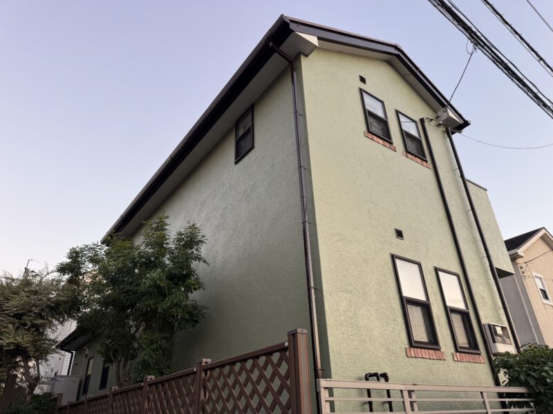 【熊本市北区K様邸】無機塗料を使用した施工事例｜紫外線の影響を受けにくく、柔軟でひび割れしにくい塗膜を形成