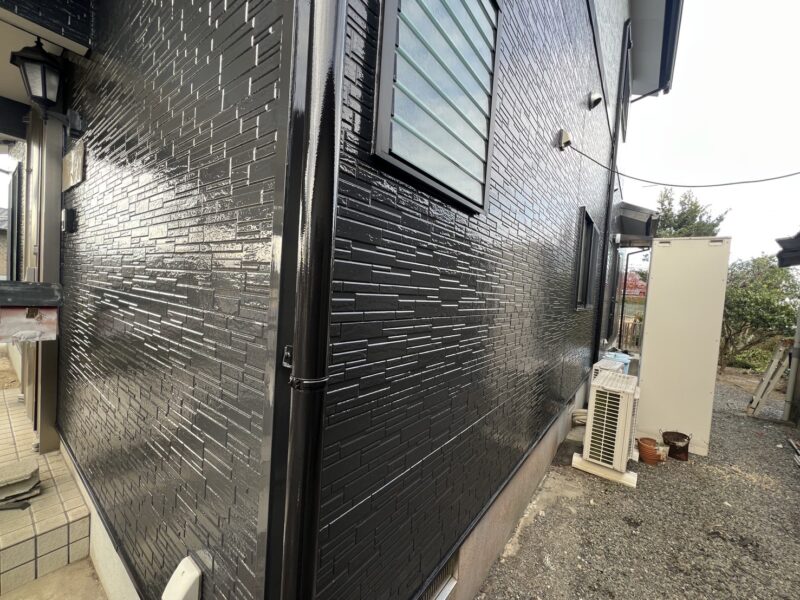 付帯部は、紫外線や雨風にも負けない耐候性の高い塗料で塗り替えしました。