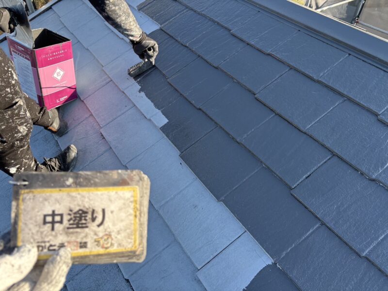 中塗りの様子です。