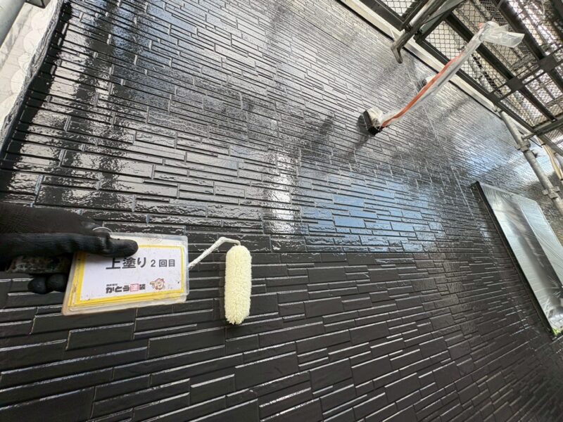 上塗り2回目の様子です。