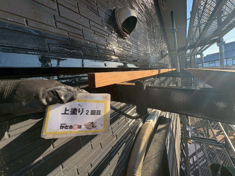 上塗り2回目の様子です。