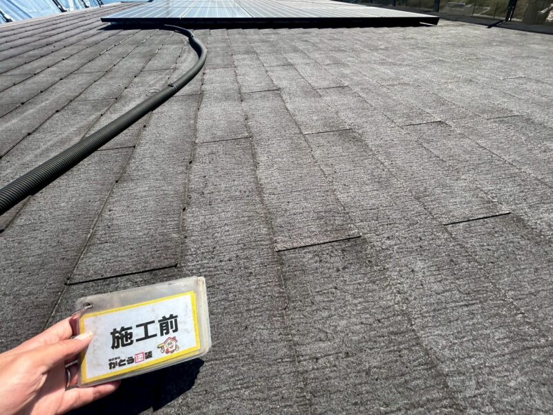 ひび割れも多数ありましたので、すべて補修をおこない塗装にて綺麗にしていきます。