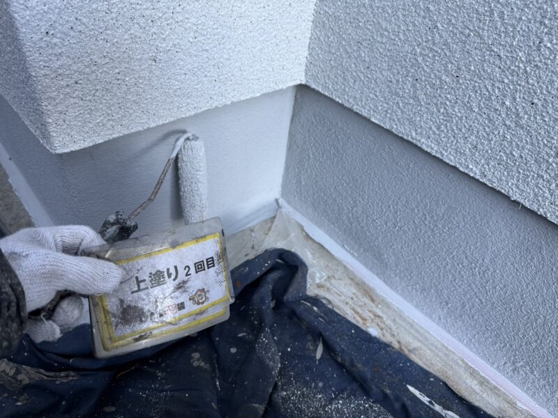 基礎通気を妨げない専用の塗料を使用しています。