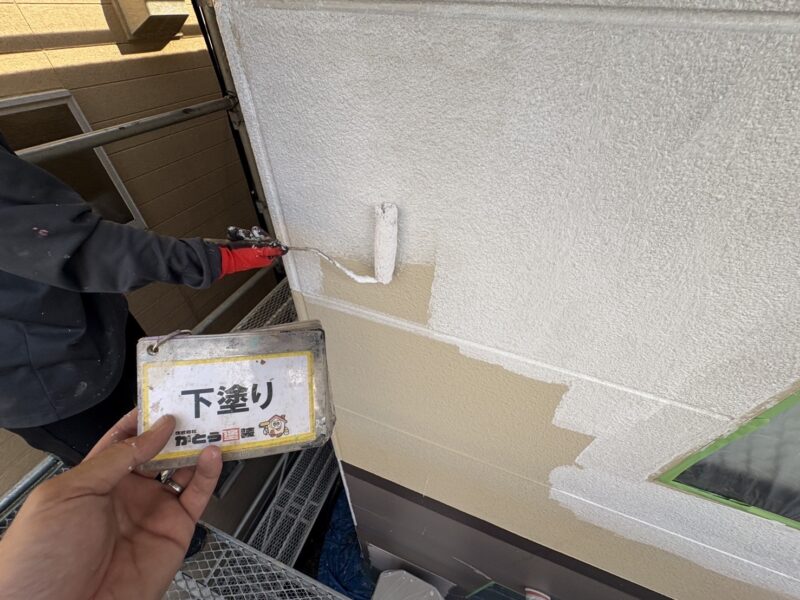 下塗りの様子です。