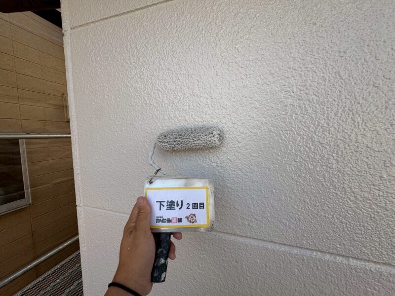 下塗り2回目の様子です。