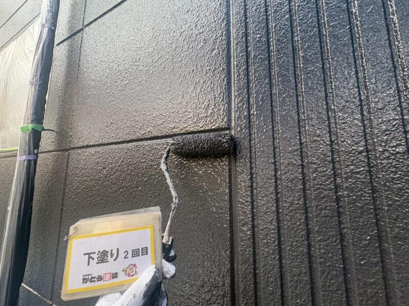 下塗り2回目の様子です。