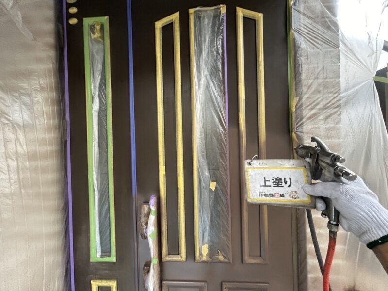 上塗りの様子です。