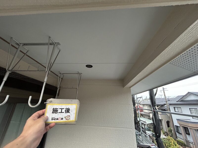 塗装後に湿潤状態になっても良好な付着性を保つ塗料で、艶消しタイプですので落ち着いた印象になります。