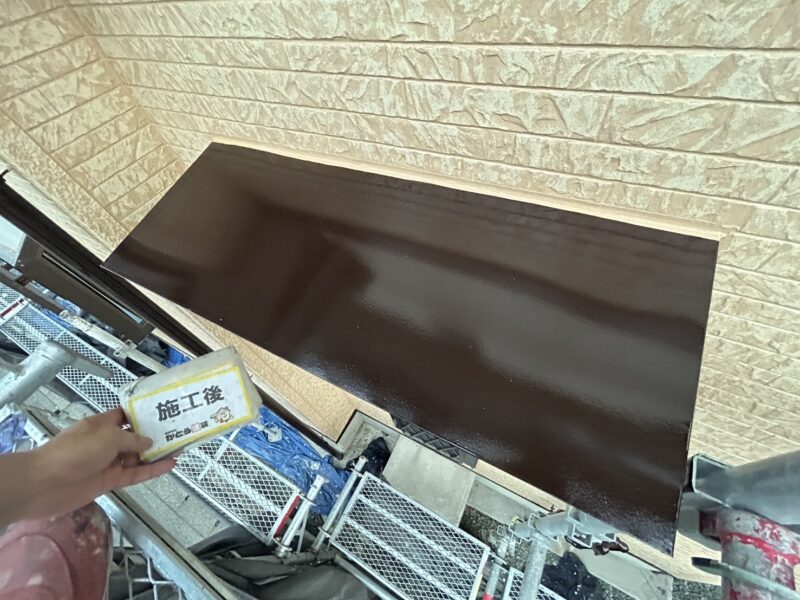 ひさしは影が映りこむほど艶々な仕上がりです。