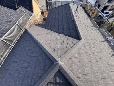 【菊陽町O様邸】屋根カバー工法の施工事例｜30年の材料品質保証と10年の美観保証付き