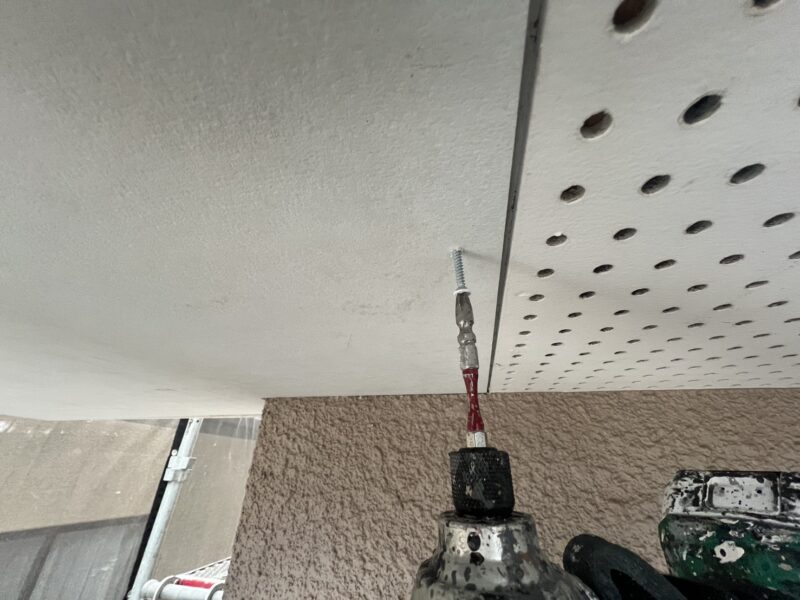 新しいものを取り付けます。