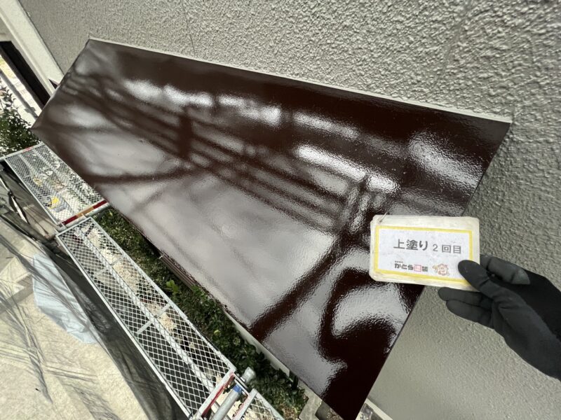 影が映りこむほどの仕上がりです。