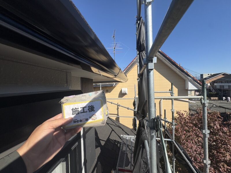 付帯部はすべてケレン作業、サビ止めをおこなっています。<br />
艶々の仕上がりになりました。