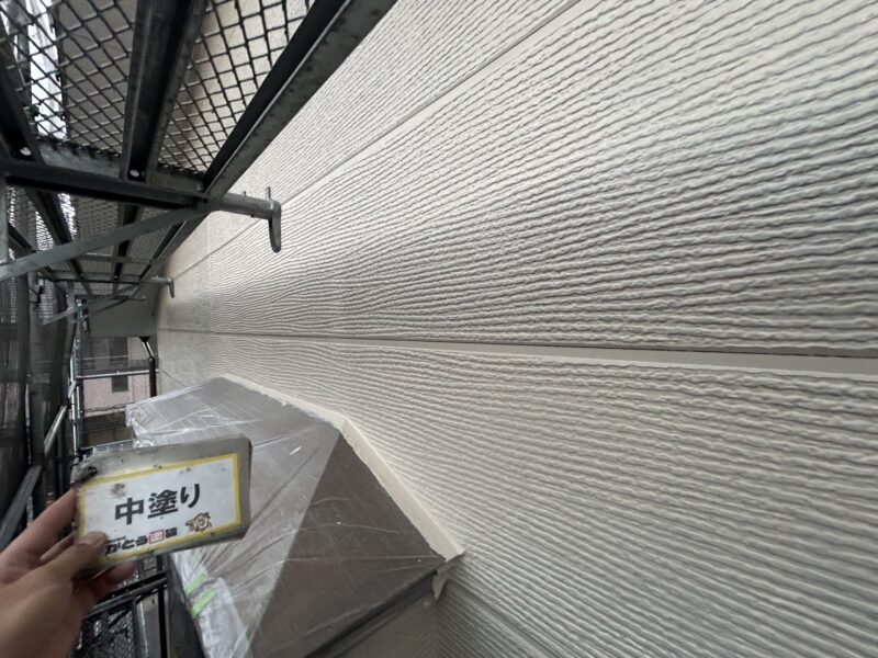 中塗り完了しました。