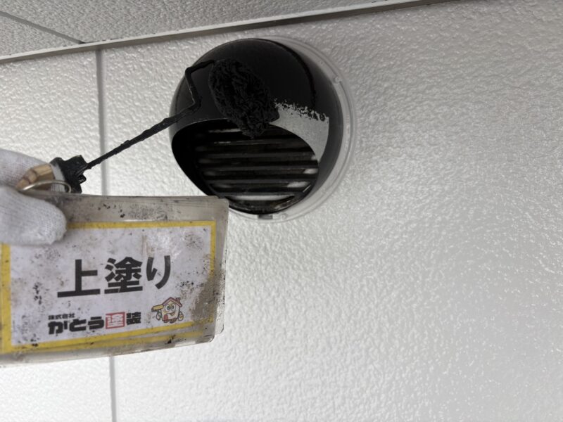 上塗りの様子です。
