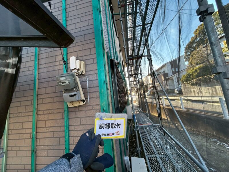 下地材の胴縁取り付けの様子です。