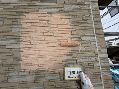 【宇城市H様邸】下塗りをおこない、下地を綺麗に整えました