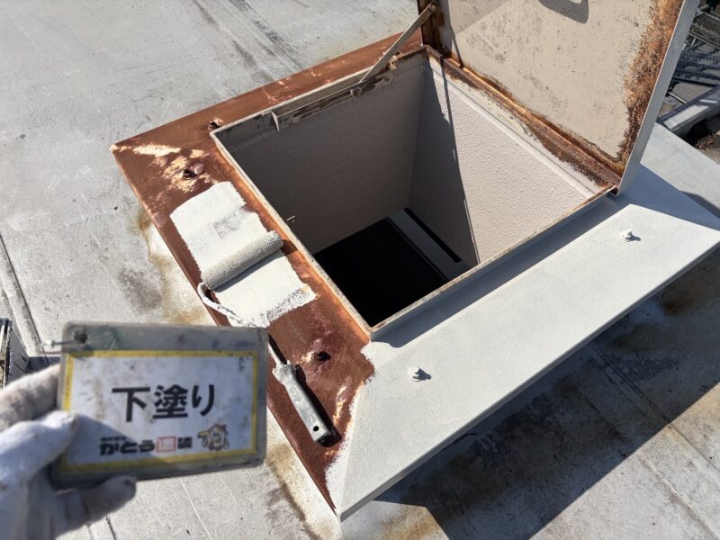 下塗りの様子です。