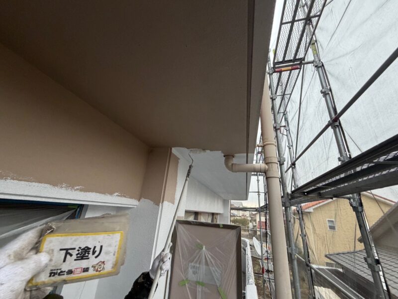 下塗りの様子です。