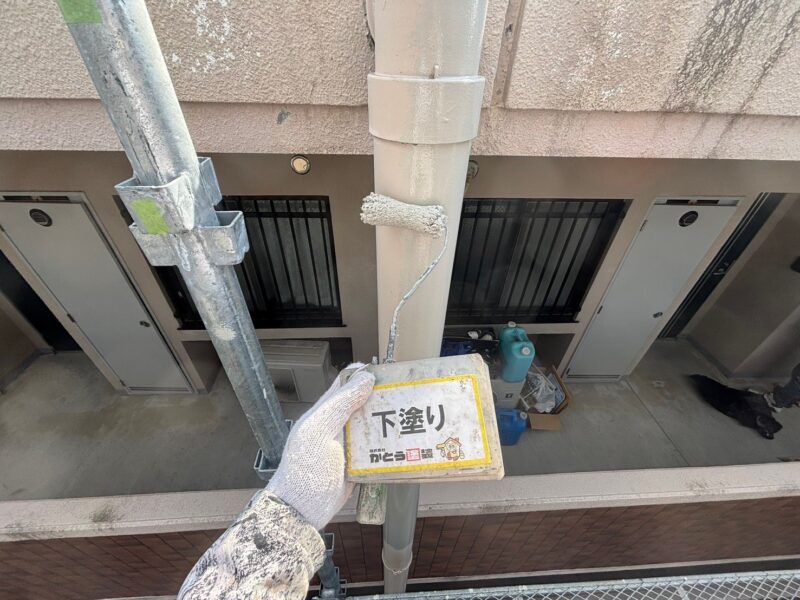 下塗りの様子です。