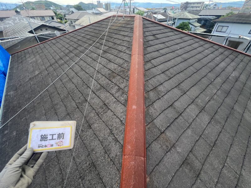 屋根材は日本の住宅で最も広く普及しているスレート屋根です。<br />
経年劣化により色褪せ・ひび割れが発生しやすいです。<br />

