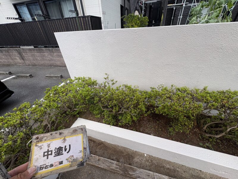 中塗り完了しました。