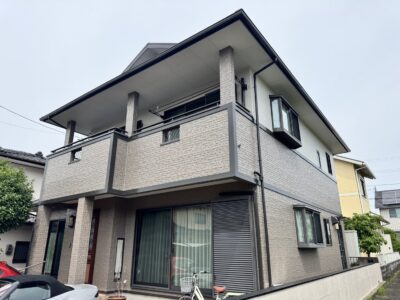 【熊本市東区O様邸】超高耐候性の塗料とクリアー塗装で、美しい艶と光沢が蘇りました