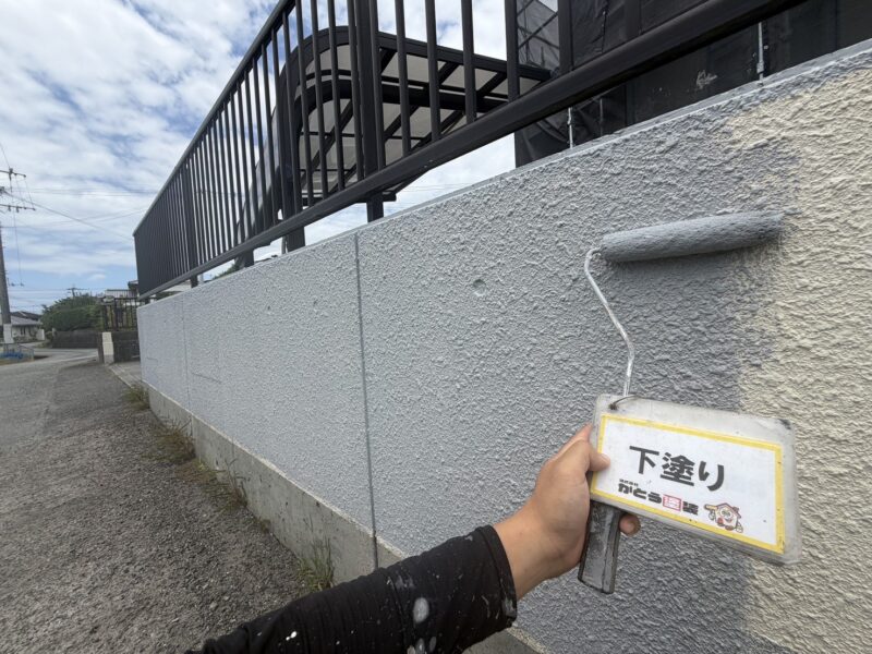 下塗りの様子です。